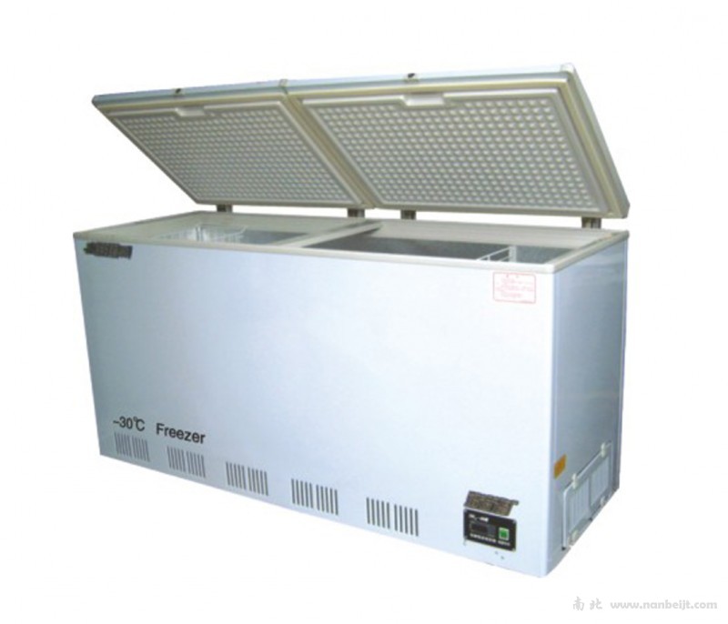 DW30-560 -30℃低温箱（卧式）